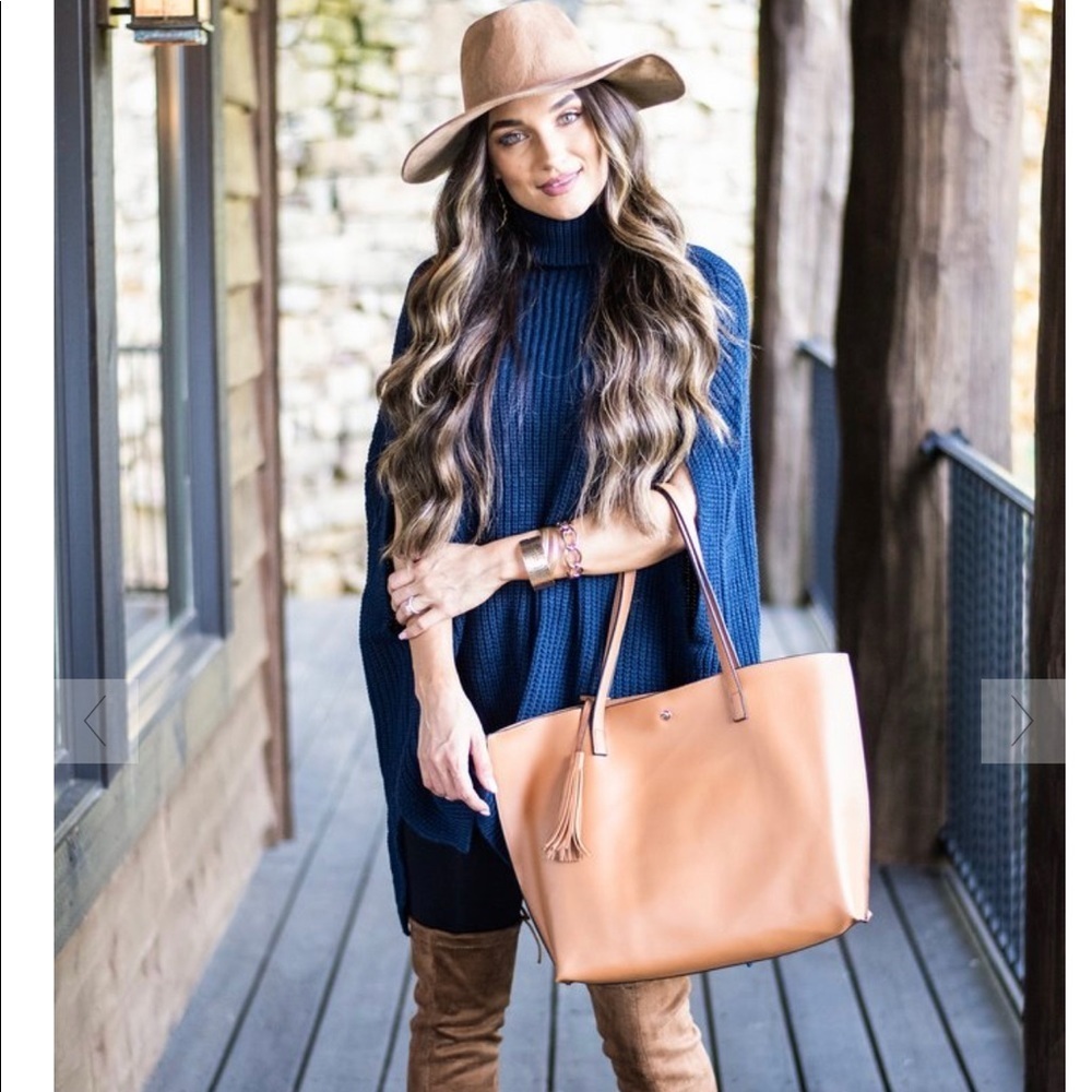Boutique Navy Blue‎ Turtleneck Poncho Ribbed Knit Sweater Cape Women Medium